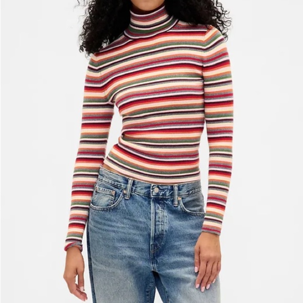 BNWT GAP cash soft Striped Turtleneck Sweater in size S